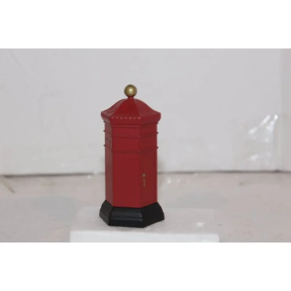 Dept 56 Dickens Village - English Post Box